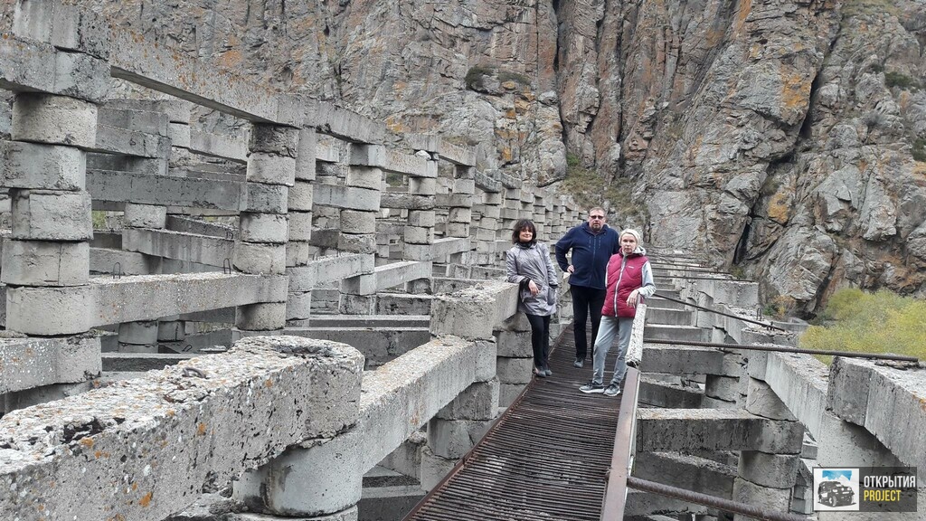 Противоселевая плотина в Иссыкском ущелье