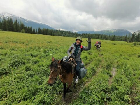 Конный переход от озера Язевое до лагеря