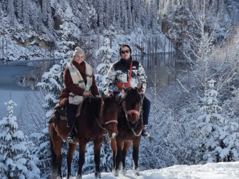 Зимняя сказка Семиречья: Индивидуальный джип-тур на Кольсай, Каинды и Чарын