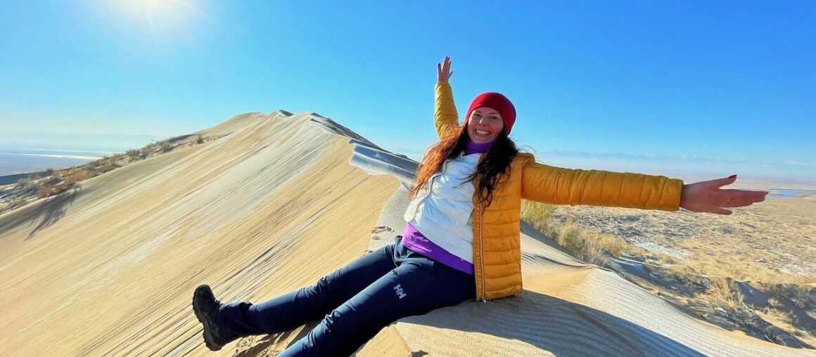 Поющий бархан в Казахстане